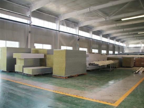 手工巖棉板倉庫實景